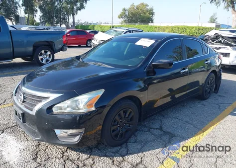 2015 Nissan Altima 2.5/2.5 S/2.5 Sl/2.5 Sv из США, поврежденный, VIN 1N4AL3AP7FN326274
